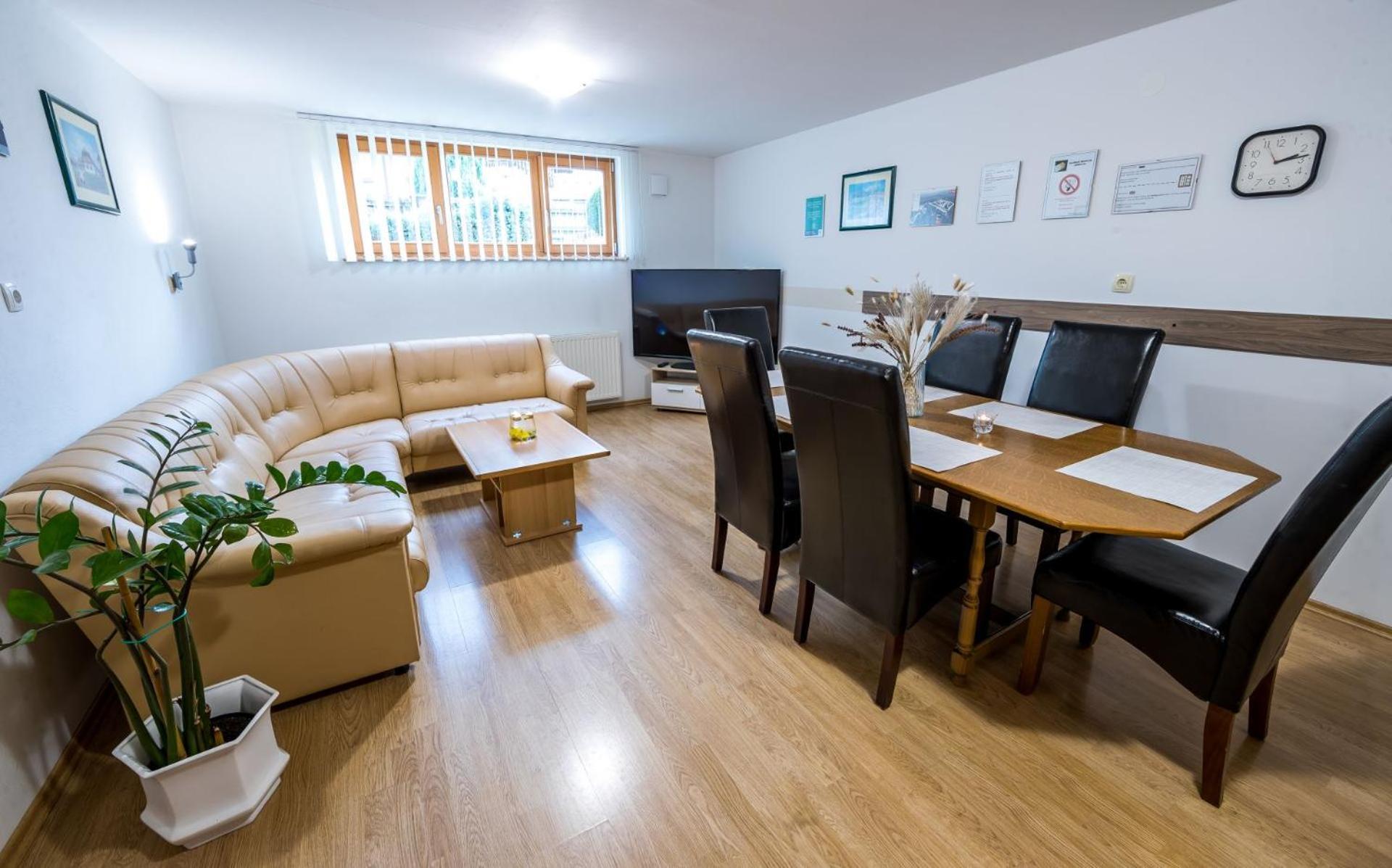Zreče Zimzeleni Apartments מראה חיצוני תמונה